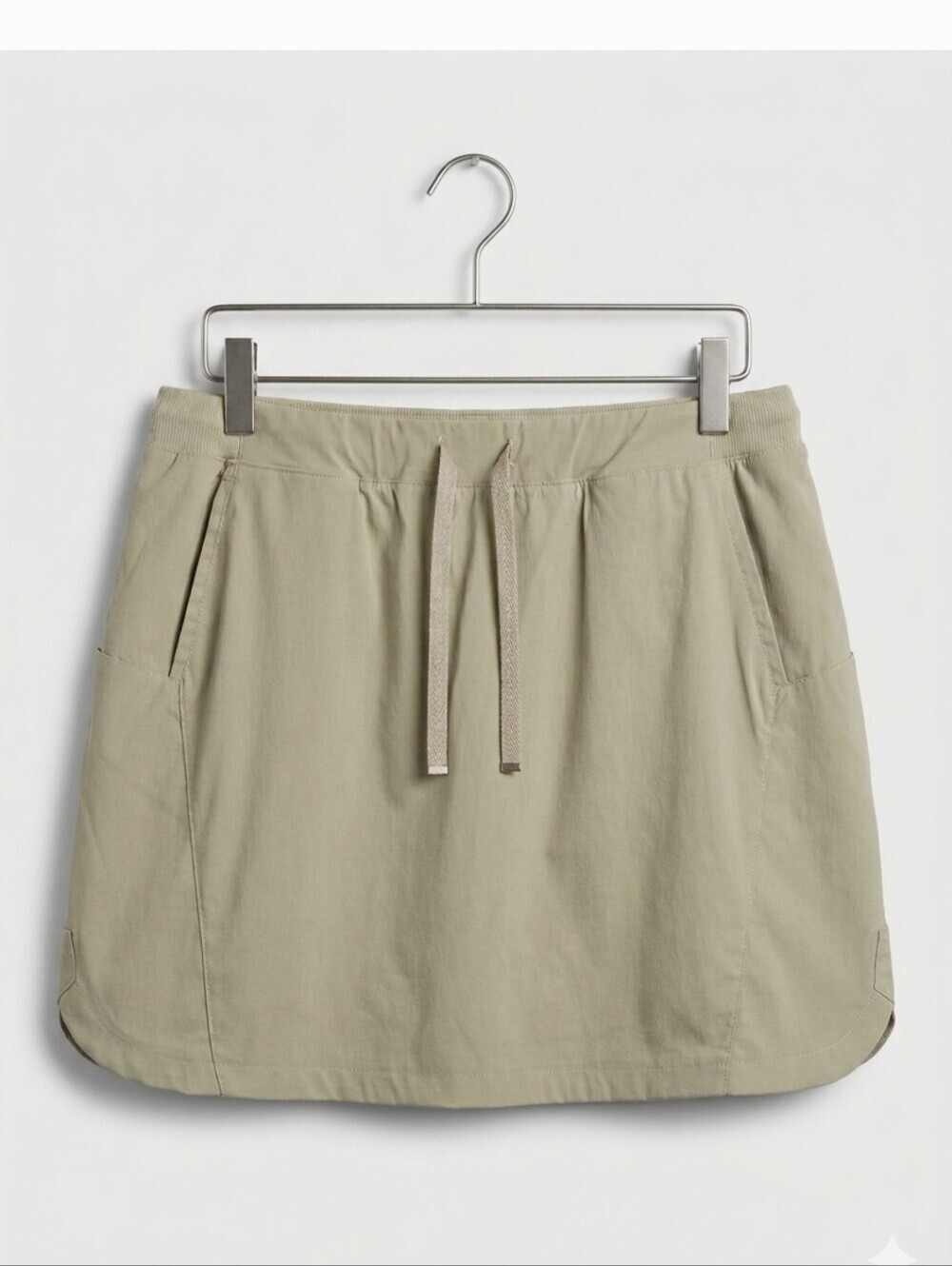 Halcyon Labeled skirt Size Large  Beige.
